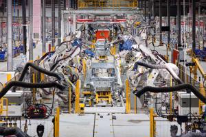 Thị trường xe Việt bật tăng trở lại trước tháng Ngâu