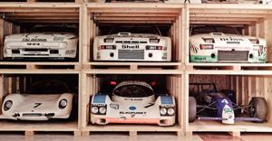 Bên trong “nhà kho bí mật” chứa đầy siêu xe của Porsche