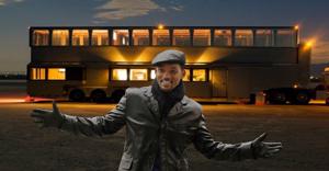 Cận cảnh "nhà di động" 2,5 triệu USD của minh tinh Will Smith