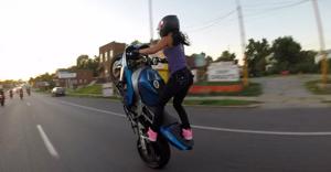 15 điều luật kỳ lạ dành cho người lái mô tô trên thế giới