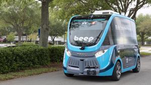 Dùng xe không người lái chở vật tư y tế trong đại dịch Covid-19