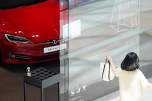 Giới nhà giàu Hàn Quốc chán Hyundai, “phát cuồng” với Tesla