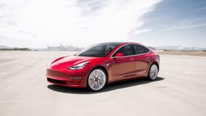 Cú lội ngược dòng ngoạn mục của Tesla trong 2019