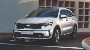 Kia Sorento 2021 "lộ sạch" trước ngày ra mắt