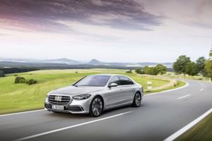 Chân dung Mercedes-Benz S-class 2021 vừa ra mắt