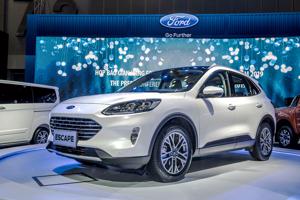 Xem trước Ford Escape hoàn toàn mới - đẹp không "góc chết"