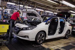 Tiết kiệm chi phí, Nissan sẽ tạm ngừng hoạt động trong 2 ngày