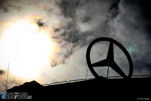 Mercedes có thể rút khỏi giải đua F1