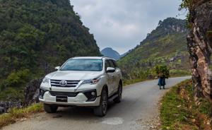 Toyota vượt lên dẫn đầu thị trường ô tô Việt Nam