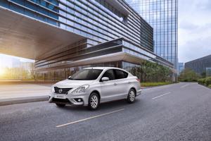 Nissan tung loạt khuyến mãi tháng 8, giảm giá Nissan Sunny 