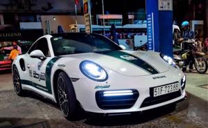 Bắt gặp siêu xe của "cảnh sát Dubai" trên đường phố… Việt Nam