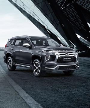 Mitsubishi Pajero Sport xả hàng, giảm giá gần 200 triệu đồng