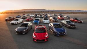 Ô tô nhập khẩu về Việt Nam tăng mạnh