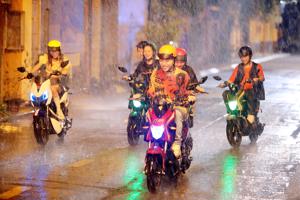 Người đi xe máy điện sắp phải mua bảo hiểm trách nhiệm dân sự bắt buộc?