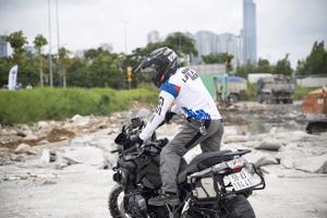 BMW Motorrad ra 3 mẫu Advanture mới