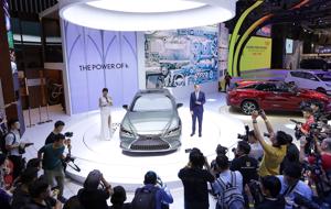 Xe nhập khẩu ồ ạt về Việt Nam