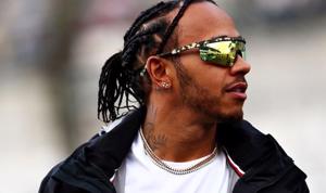 Lewis Hamilton lọt top 10 vận động viên giàu nhất thập kỷ 