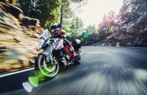 Bảng giá xe mô tô KTM cập nhật tháng 2 năm 2020