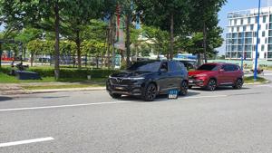 VinFast President được đại lý nhận cọc 100 triệu, hẹn tháng 9 giao xe