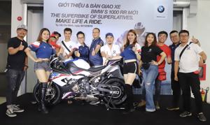 Bảng giá bán lẻ xe mô tô BMW Motorrad tháng 8 năm 2020