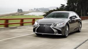 Cách tính giá lăn bánh ô tô tại Việt Nam