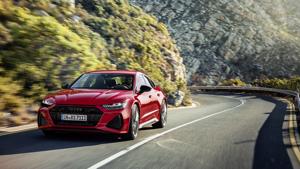 Vén màn Audi RS7 mới mạnh mẽ hơn, thêm chỗ ngồi