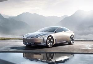 BMW hẹn ngày trình làng xe điện i4 hoàn toàn mới