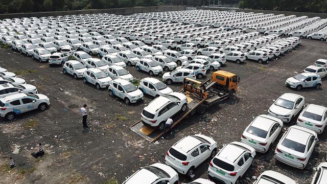 Các nhà sản xuất ô tô toàn cầu đối mặt với “cú sốc” xe điện ở Trung Quốc - Ảnh 2