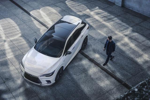 Lexus RX 2023 thế hệ mới chính thức ra mắt - Ảnh 9