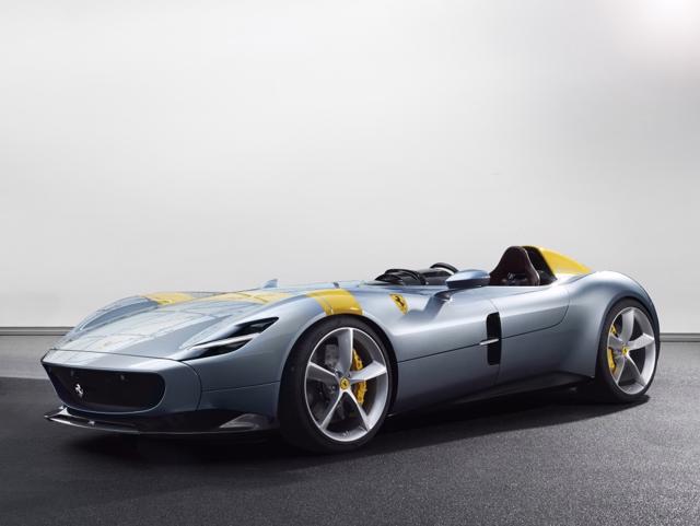 “Tỷ phú rởm” lừa bán Ferrari Monza, đối mặt 20 năm tù - Ảnh 1