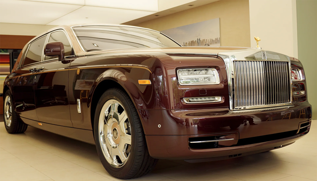 Rolls-Royce Phantom Lửa thiêng trị giá 50 tỷ đồng
