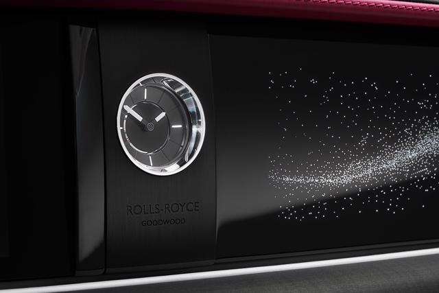 Cận cảnh siêu phẩm Rolls Royce Spectre EV 2024 - Ảnh 6