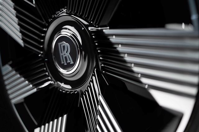 Cận cảnh siêu phẩm Rolls Royce Spectre EV 2024 - Ảnh 9