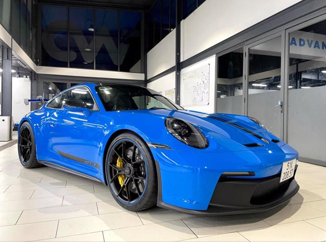 Chỉ sau 1 năm ra mắt thị trường thế giới, siêu xe thể thao Porsche 911 GT3 (992) đã có mặt trong garage của doanh nhân Nguyễn Quốc Cường hồi tháng 4 năm nay.