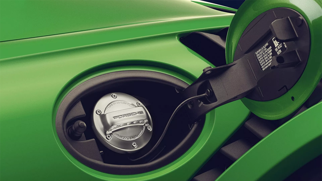 Porsche bắt đầu sản xuất nhiên liệu điện tử tổng hợp ở Chile, sớm được tung ra thị trường - Ảnh 1
