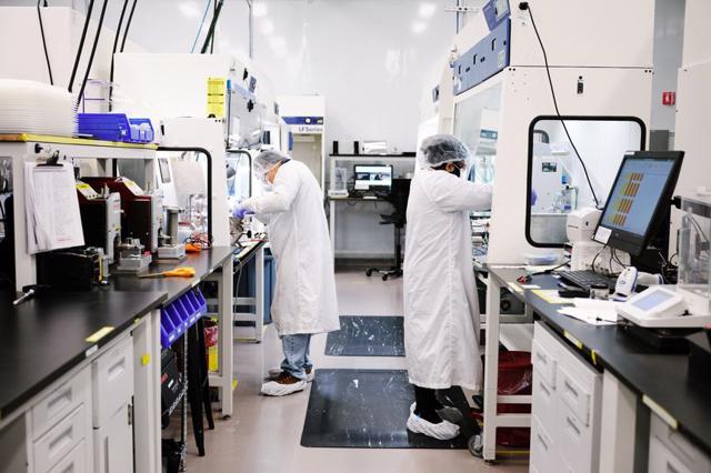 Các công ty Trung Quốc có thể sản xuất pin thể rắn mang tính cách mạng vào năm 2024? - Ảnh 2
