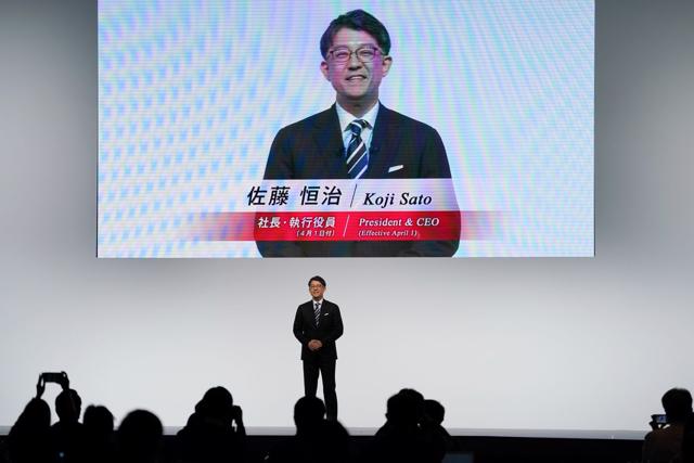 CEO mới của Toyota, Koji Sato vừa c&oacute; tuy&ecirc;n bố quan trọng về tương của Toyota trong kỷ nguy&ecirc;n mới.