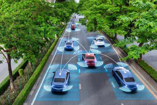 AI phát triển vượt bậc, công nghệ xe tự hành làm gì để không bị “bỏ rơi”?