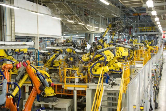 Nhà máy sản xuất thông minh: Tương lai của ngành sản xuất ô tô toàn cầu - Ảnh 2