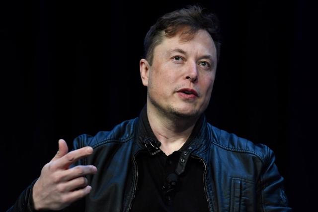 Elon Musk: “OEM lớn đang rất “quan tâm” phần mềm tự lái của Tesla” - Ảnh 1