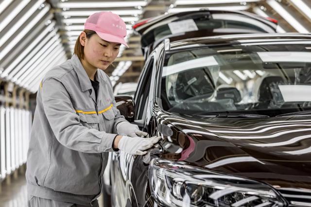 Trung Quốc vượt Nhật Bản để trở thành quốc gia xuất khẩu ô tô lớn nhất thế giới - Ảnh 2