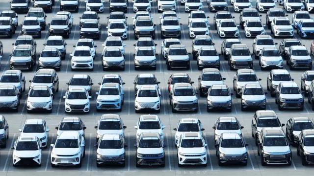 Trung Quốc vượt Nhật Bản để trở thành quốc gia xuất khẩu ô tô lớn nhất thế giới - Ảnh 3