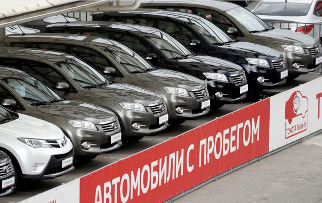 Nhật Bản siết lệnh cấm bán ô tô cũ sang Nga, cắt thị trường tỷ USD mỗi năm - Ảnh 1