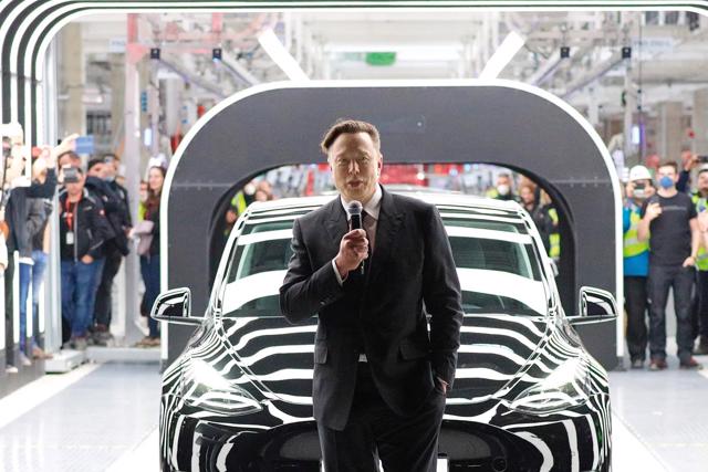 Tesla đã đạt đến giới hạn trong ngành công nghiệp ô tô? - Ảnh 2
