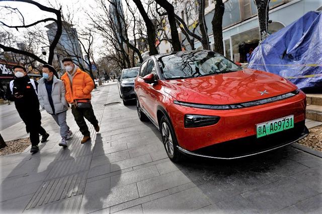 Các nhà sản xuất xe điện Trung Quốc phải đối mặt khó khăn rất lớn trong năm 2024