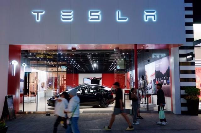 Musk đã từng hứa sẽ tập trung lại nỗ lực của mình vào Tesla và thu hẹp vai trò của mình trong chính quyền của Tổng thống Donald Trump. Ảnh: Getty Images.
