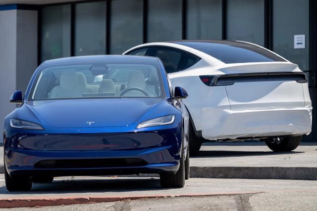 Chính trị tác động như thế nào đến sự suy thoái của Tesla? - Ảnh 3