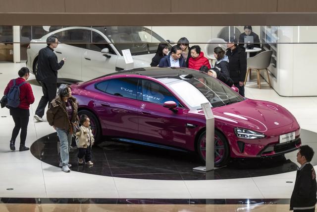 Mẫu xe SU7 sedan. Ảnh: Bloomberg.