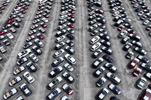 EU đề xuất giảm thuế quan trả đũa đối với ô tô của Mỹ - Ảnh 1