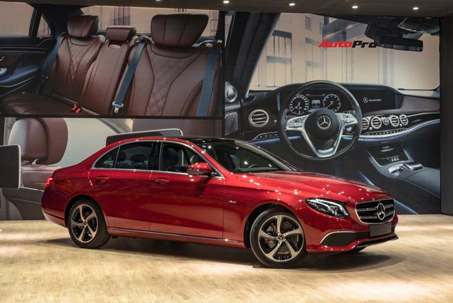 Đ&#225;nh gi&#225; nhanh Mercedes-Benz E-Class 2019: Đe doạ cả BMW 3-Series mới sắp về Việt Nam - Ảnh 2